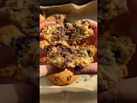 I Tried to Recreate Levain’s $5 Cookie at Home… and WOW!