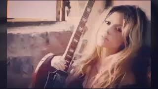 Fool - Shakira (traducida al español)