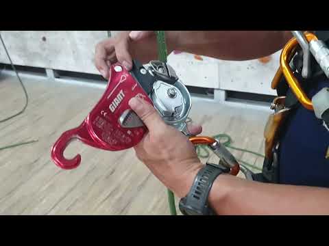 CAMP GIANT 防驚慌自動制停下降器(紅色)