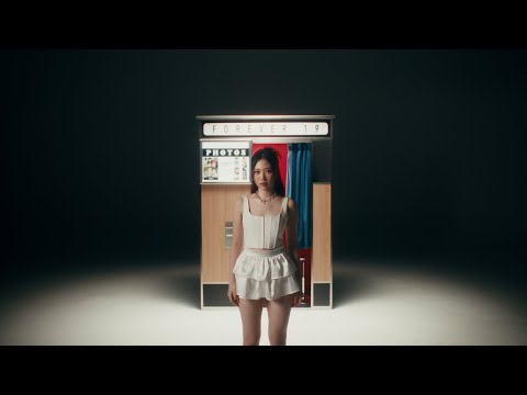 Jasmine Yen 甄濟如 - Forever 19 (Official Music Video)