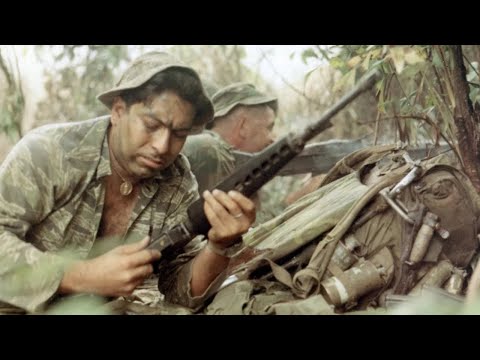 Why American Soldiers Chose the M14 Over The M16 In Vietnam