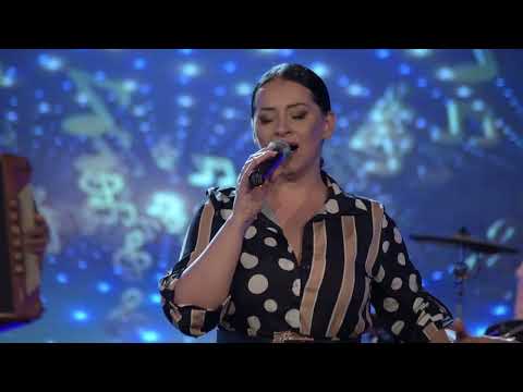 Aneta i Grupa Molika - Imam pesmu da vam pevam (Art Studio Production Live TV Show)