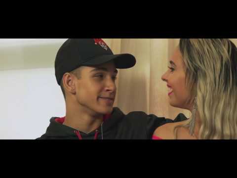 Amanda manda nudis pra mim