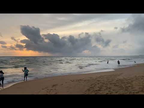 Mount Lavinia beach