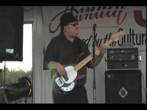 The New Paisans~ Pepino The Italian Mouse  7/18/09  Lou Monte Cover