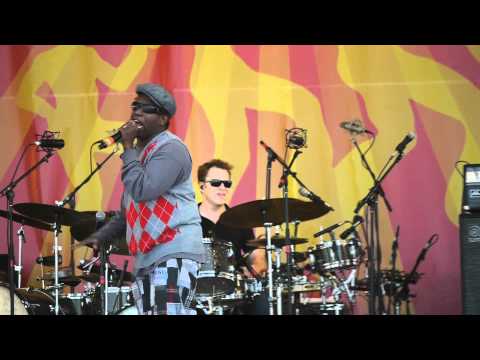 You don't know by Galactic (Feat. Corey Glover) @JazzFest 2011 New Orleans