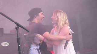 Pierce The Veil Hold On Till May Fan Gets Guitar Live Lollapalooza August 4 2024 Chicago IL