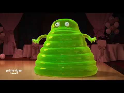 Hotel Transylvania: Transformania official Prime Video trailer still with Drac and Johnny mid-transformation