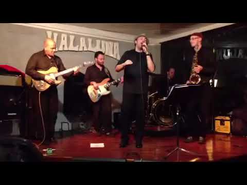 Tony Marino soul band al Malaluna "Sunny"