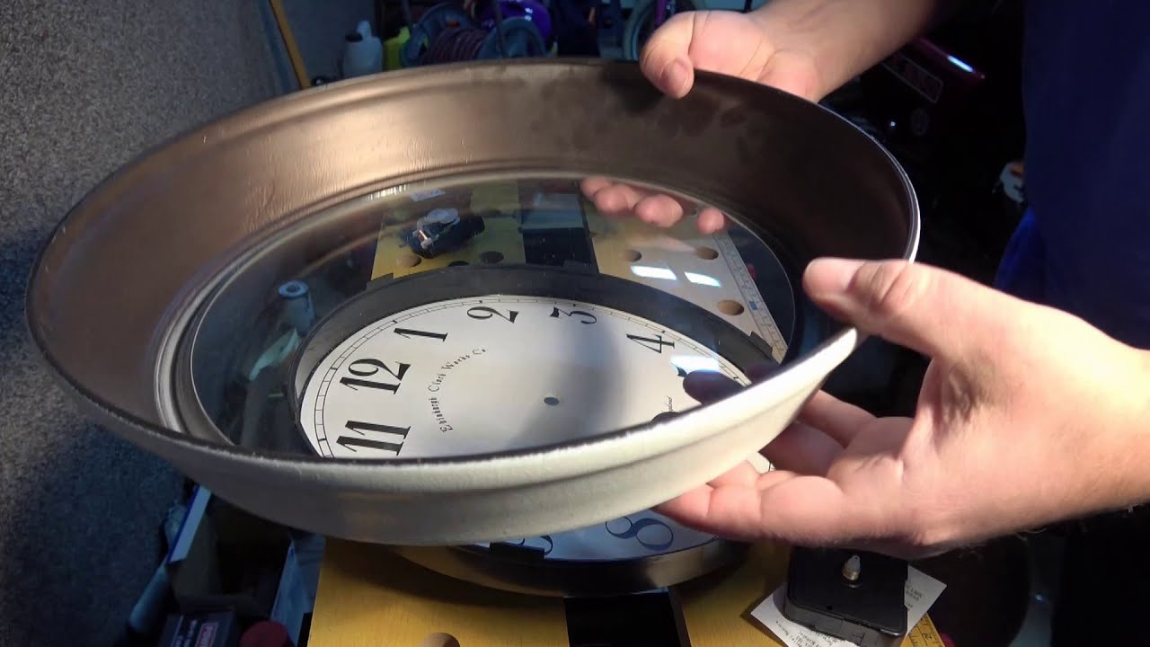 ZEGAR ŚCIENNY/NAPRAWA