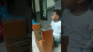 Download lagu jeng jeng.... mp3 Download lagu jeng jeng.... mp3