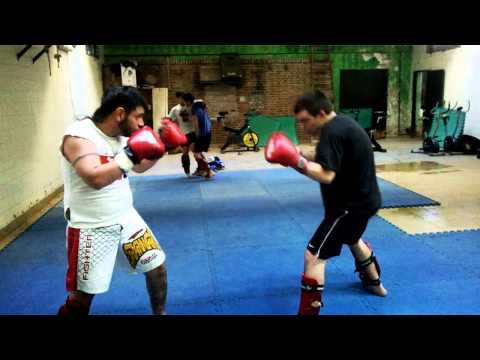 Sparring kickboxing Gianfranco y Facundo