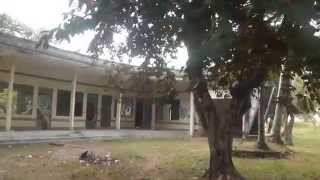 preview picture of video 'Abandoned old building, Kep, Cambodia'