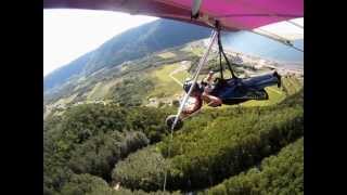 preview picture of video 'Deltaplane au Mont Saint-Pierre'