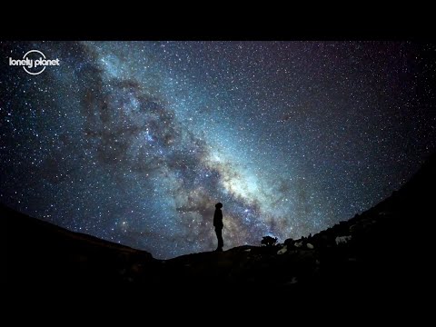 世界で最も星空観察に適した場所8選 (8 Best Places in the World for Stargazing)