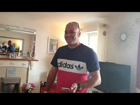 Glenn Medeiros Nothing's gonna change my love for you. Glenn Visits my Mum 😢❤️