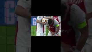 Footballer got his dick plastered!!😂😂😂�