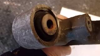 Aston Martin DB9 - Rear lower wishbone replacement