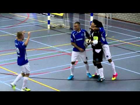 Goalkeeper scores ! Futsal goals!  (beelden met grote dank aan sportsinterest.eu)