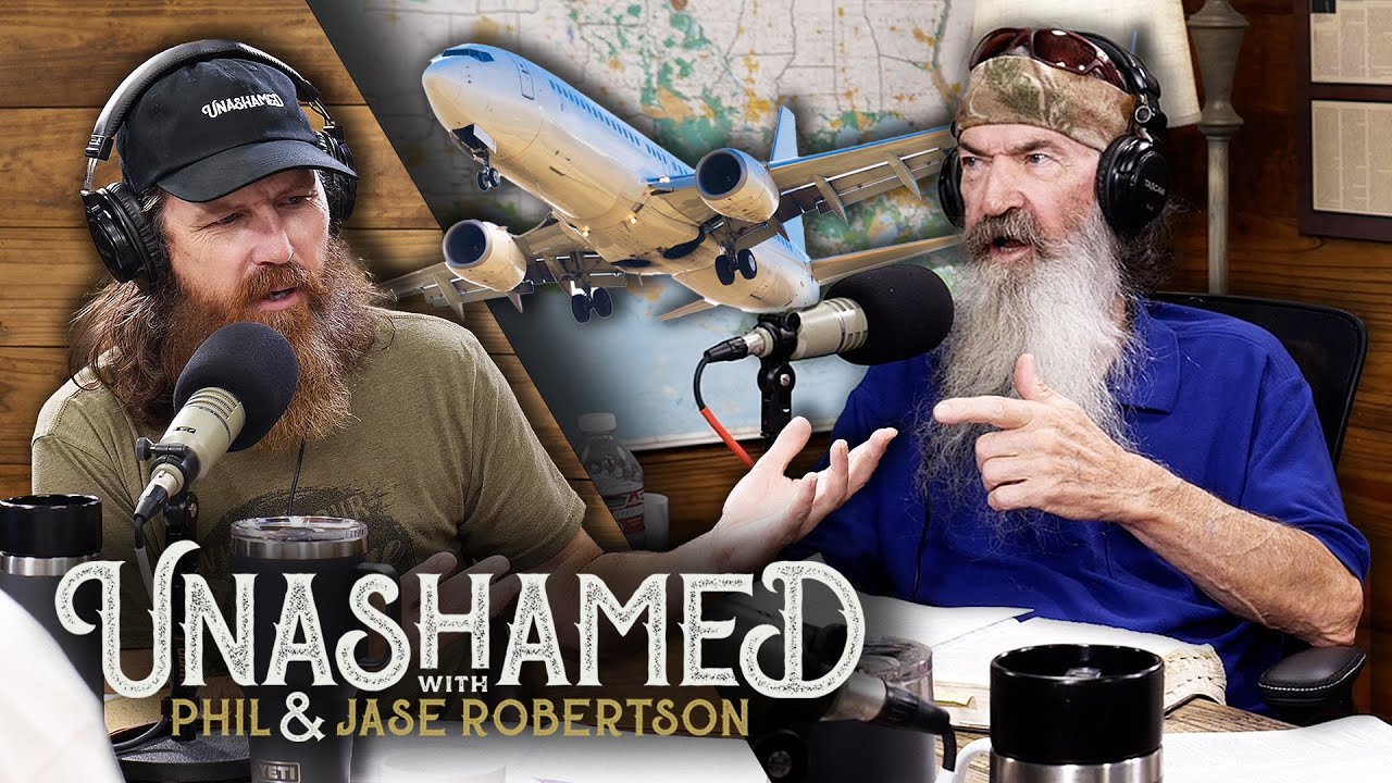 Ep 712 | Phil Gets a Sneak Peek at ‘The Blind’ Movie & Jase Shuts Down a Terminal at ATL Airport
