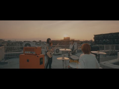 Hump Back - LILLY [Official Music Video]