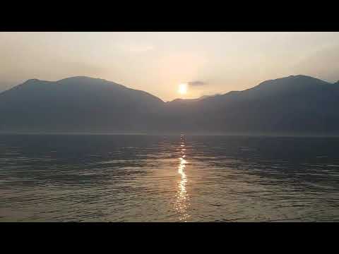 HD Video - Sunset at Lake Garda, Brenzone Italy