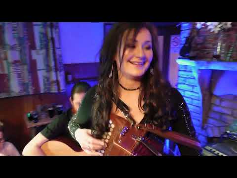 Olivia Douglas - The Masons Apron