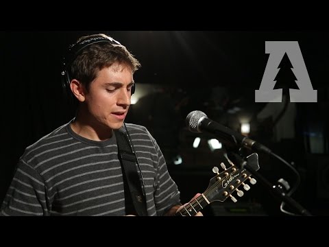 Frances Luke Accord - Veronica | Audiotree Live