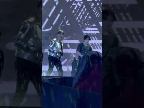 221228 SEVENTEEN - Crush #BeTheSuninJKT Additional Show • Fiesta' Fancam ✌️