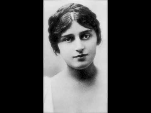 Soprano Alma GLUCK:  The Braes o' Balquhidder (1914)