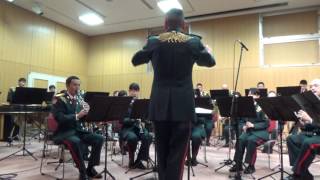 I Saw Mommy Kissing Santa Claus - Japanese Army Band