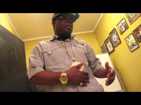 Born King Builds on the (The 1st degree in the student enrollment.)"The Cream of the planet Earth"