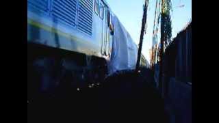 preview picture of video 'Traslado de locomotoras chinas 19/03/13 por Haedo'