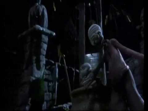 Nightmare Before Christmas - Hier In Halloween Song