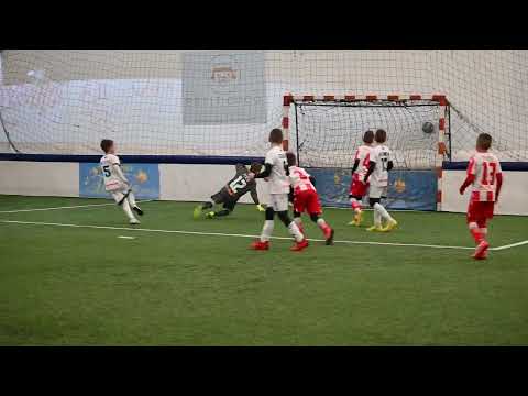 MINI-MAXI KUP: VULETOVE BOMBE, ŽELJA I BORBENOST NIKINIH DEČAKA I ZVEZDINA POBEDA 8