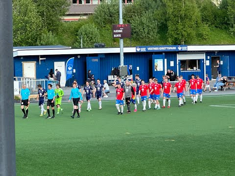 Høgdepunkt frå kampen mellom Vestnes Varfjell - Elnesvågen: 2-4 (1-1)