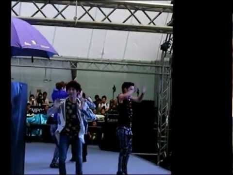 120728 EXO mini showcase - MAMA (try to focus on xiumin lol )