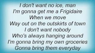 B.B. King - I&#39;m Gonna Move To The Outskirts Of Town Lyrics