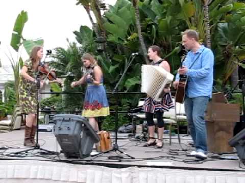 POLKA CHICKS and KAIVAMA @ FINNFEST 2011 san diego ca