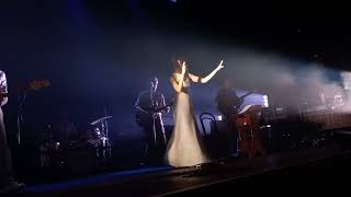 I Inside the Old I Dying - Colin Morgan & PJ Harvey en live au Roundhouse  28 sept. 2023