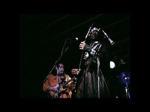 Ali Farka Touré  /  Ry Cooder     'Gomni'