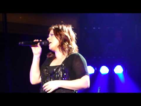 Kelly Clarkson - Because of You - New Orleans - 12/13/09 - Live