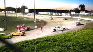 preview picture of video 'Eagle Raceway 7-12-08 IMCA sport compact racing'