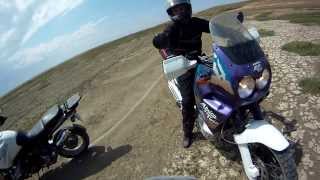 preview picture of video 'Honda Africa Twin & BMW R1100GS 7'