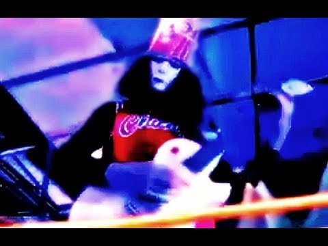 Buckethead Official Music Video (Bucketheadland 5 13 10 31) online metal music video by BUCKETHEAD