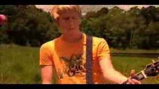 Between Emtpy Spaces - The Sophomore Attempt