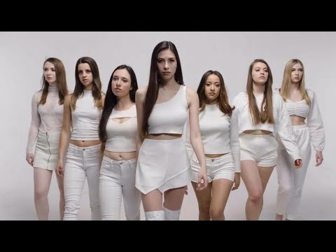 Brooke Alexx — Bored