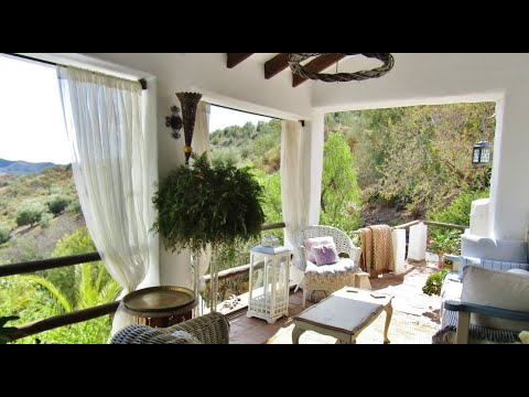 Finca de la Reina, inside