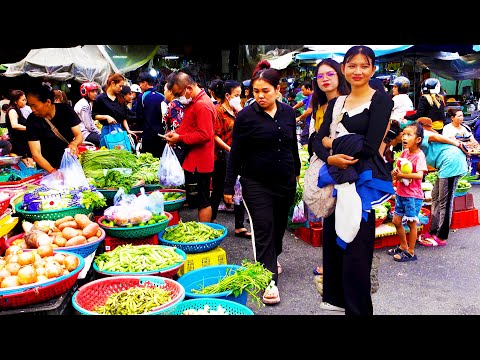 Food Rural TV, Cambodian Street Food Market Tour! Best Food Market at Orussey Market