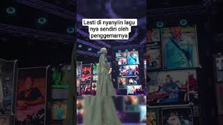 Download lagu Moved to tears, Lesti Kejora is sung to by her fans #vidioshort #fypシ゚viral mp3